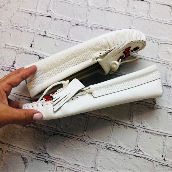 Minnetonka Thunderbird beaded eagle leather moc 8 - Picture 6 of 8